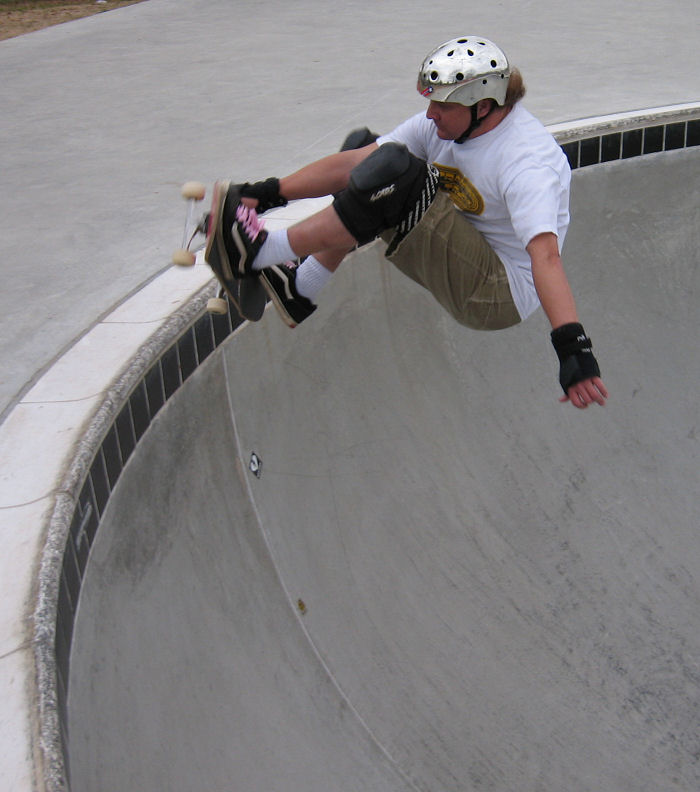 Kerry Johnson frontside airs and showcases the new pink laces(haha)
